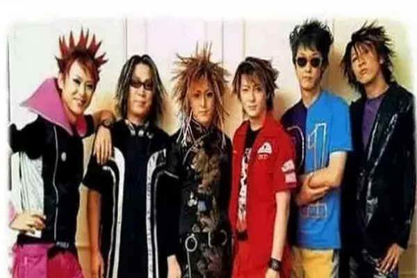 日本日本摇滚歌手排名，第四个是摇滚的始祖