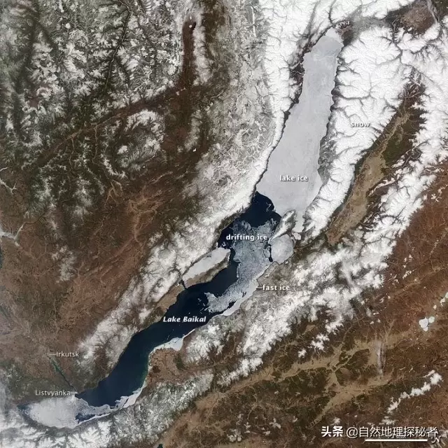 贝加尔湖在哪个地形区（贝加尔湖地理位置特征）