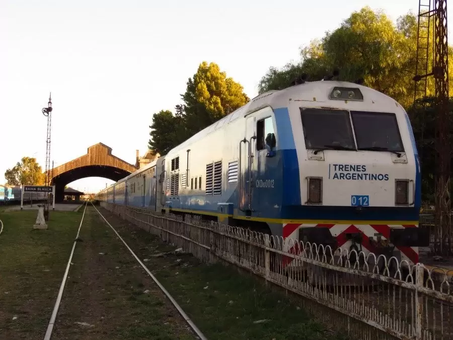 阿根廷火车：带着车轮的声音在阿根廷乘火车旅行，缓慢但浪漫！