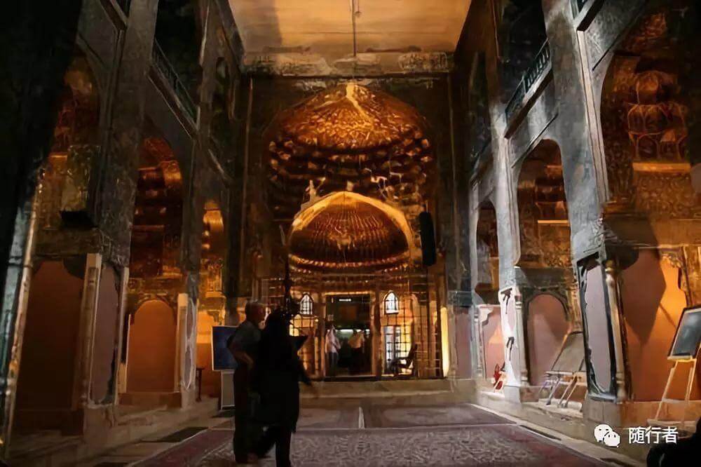 阿尔达比勒市的谢赫萨菲•丁圣殿与哈内加建筑群