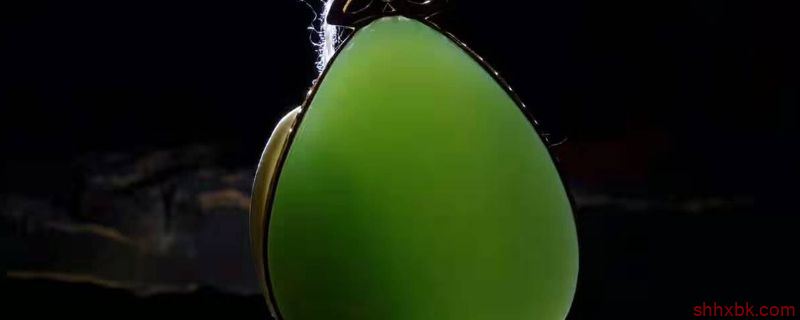 深绿色玉石是什么玉 深绿色玉石是什么材质