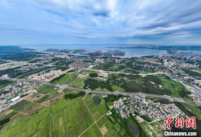 海南自贸港开放最前沿打造“湾区经济”新城