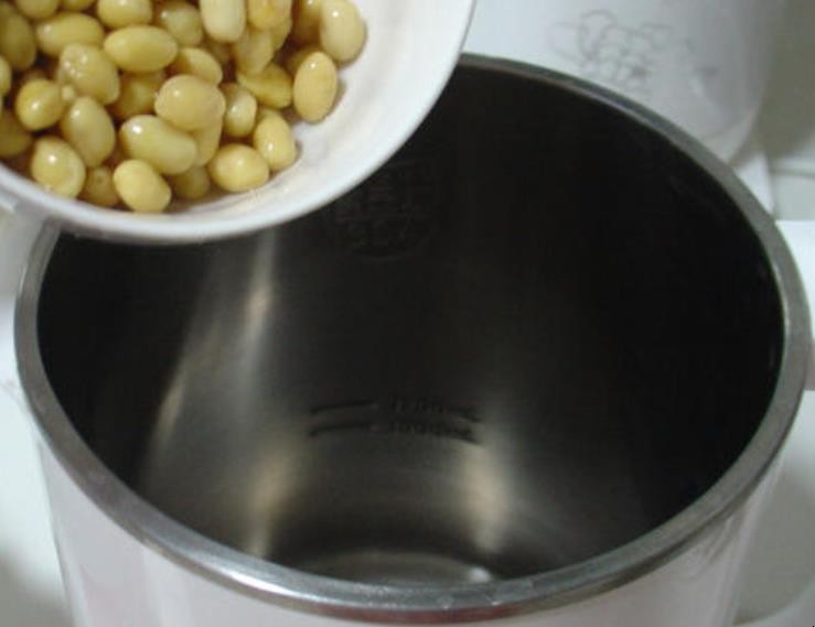豆浆机打豆浆用冷水还是热水 豆浆机打豆浆用冷水还是热
