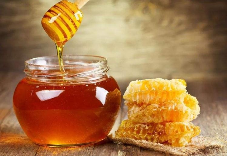 蜂蜜保质期一般为多长时间 蜂蜜保质期是多少年?