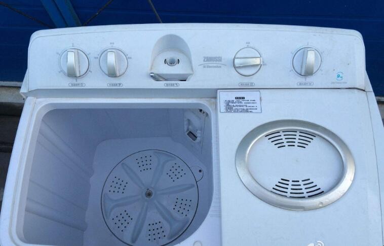 自己清洗洗衣机都放什么 小苏打白醋清洗洗衣机真的有用吗