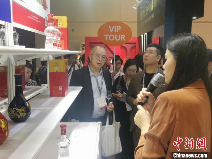 四川酒产业推介暨交流品鉴会在香港举行 冀撬动海外市场