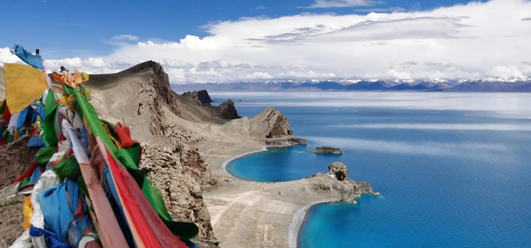 西藏十大旅游景点推荐 西藏游玩必去景点一览