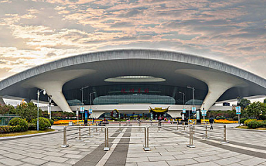 杭州有几个火车站 杭州站是东站还是南站